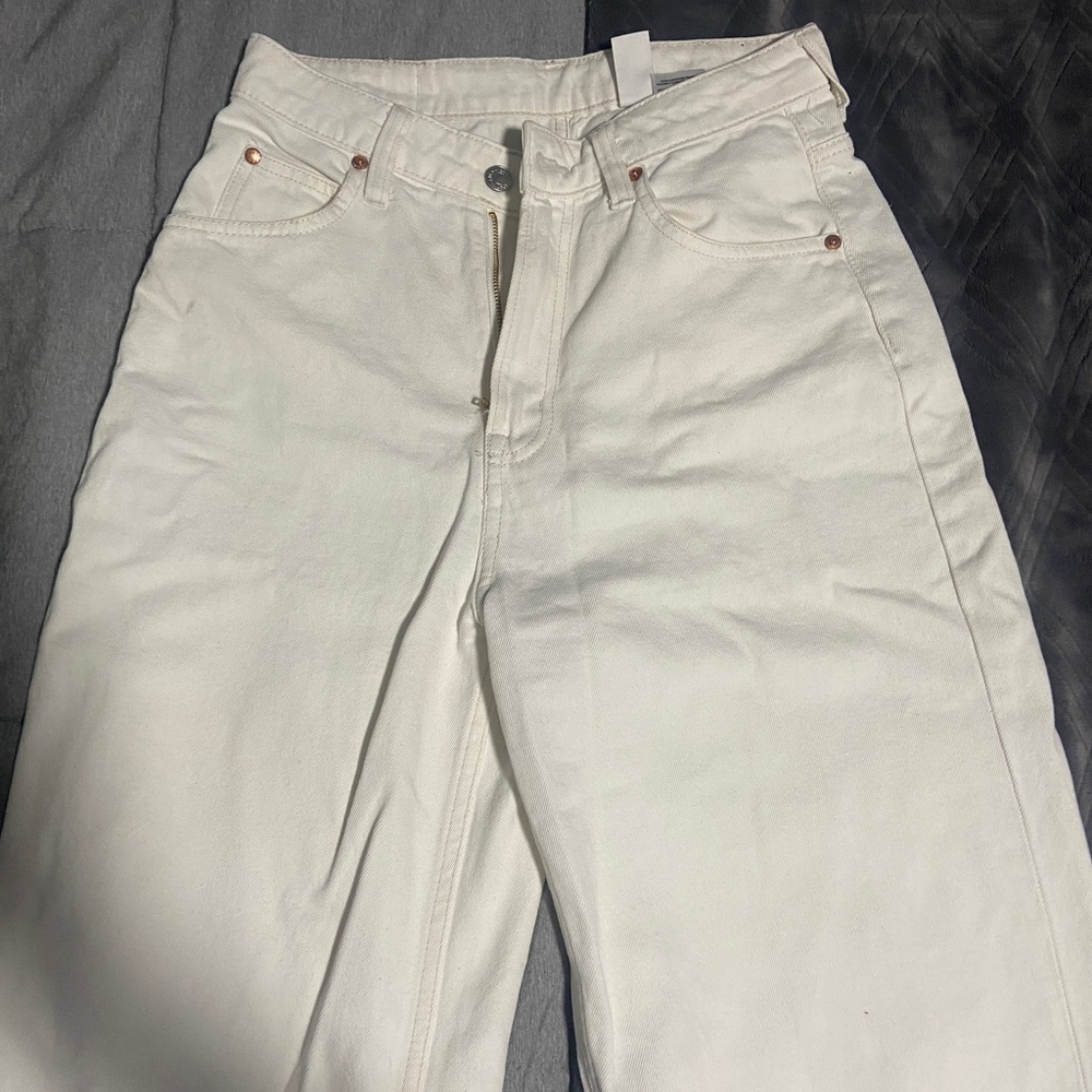 90’s baggy jeans